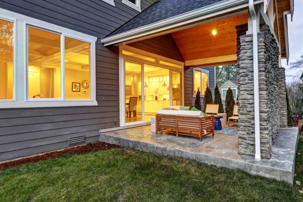 Cost of Back Porch Construction in Bloomfield Hills