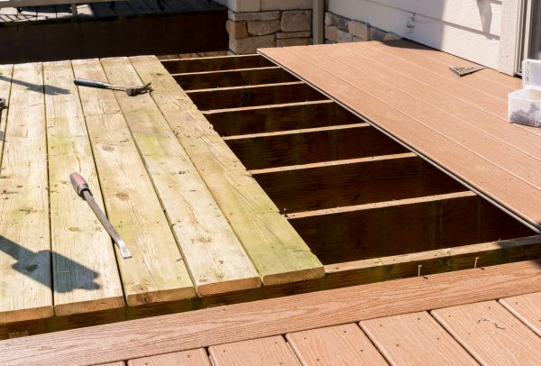 Cost of Deck Floor Replacement in Bloomfield Hills