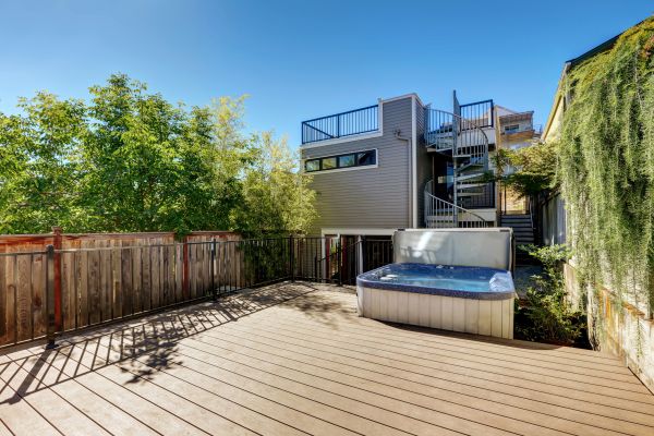 Cost of Hot Tub Deck Installation in Bloomfield Hills