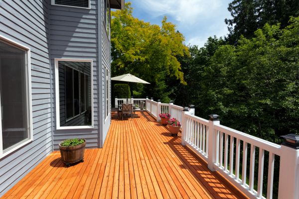 Cost of Cedar Deck Construction in Bloomfield Hills